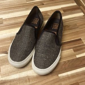FRYE shoe size 7.5